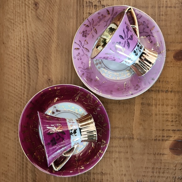 Vintage demitasse lusterware tea & saucer set - Picture 4 of 8